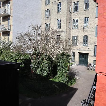 Charming Red Courtyard Apartment Copenhaga Exterior foto